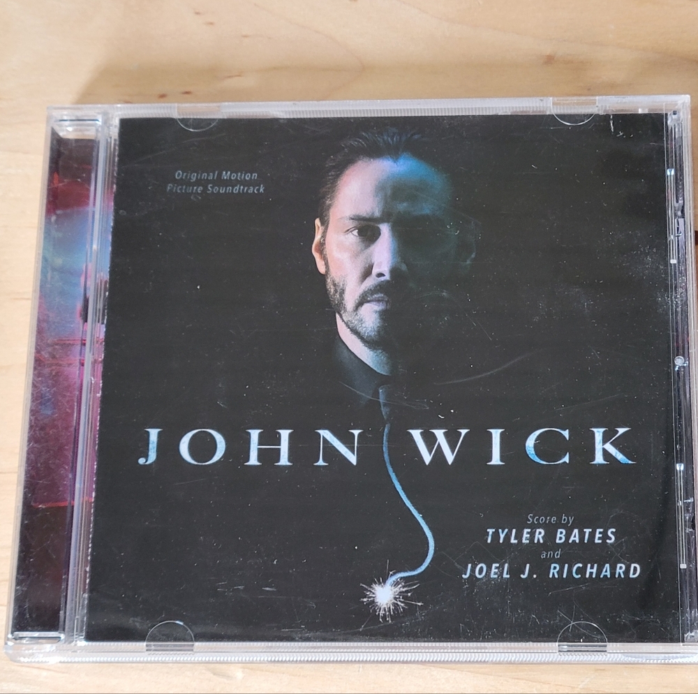 Soundtrack - John Wick (Original Motion Picture Soundtrack) [Used Very Good CD]